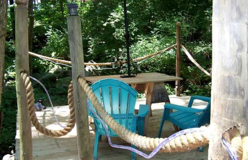 Secluded Sedona Tiny House in Woods Near Lake | Fire Pit, Hammocks, Full Kitchen & Breakfast - Foto 71