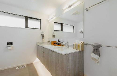 Stunning Panoramic Views Hot Tub Modern 4BR Home - Foto 29