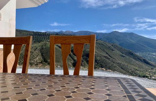 3 bedroom holiday home Alcaucin with private pool and mountain view - Photo 25