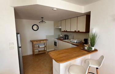 Rez de villa , beau jardin avec piscine - Foto 18