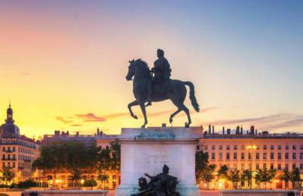 Celect'In Lyon Suites climatisées SkyView - Foto 24