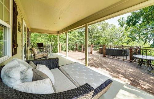 Secluded Tuskahoma Retreat with Deck and Views! - Foto 16