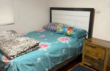 Buffalo 4BR Home 5 Beds, Near Airport & Downtown - Foto 31