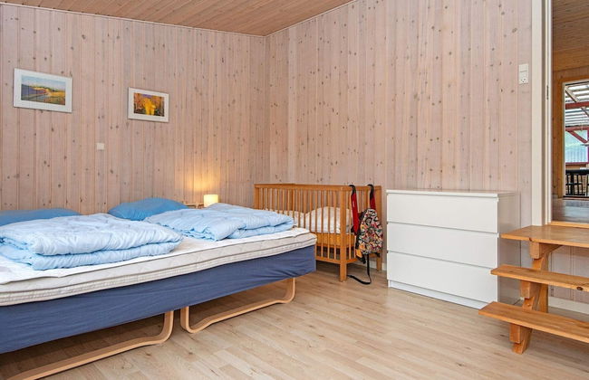 6 Person Holiday Home in Allingabro - Photo 3