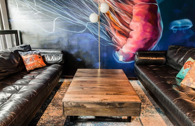 Domicile Suites at Cove - Photo 7