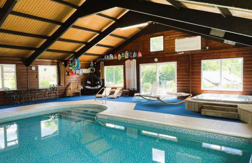 Hop Loft-Barn Conversion, with access to Pool & Hot Tub-at Fox Valley Cottages - Foto 1