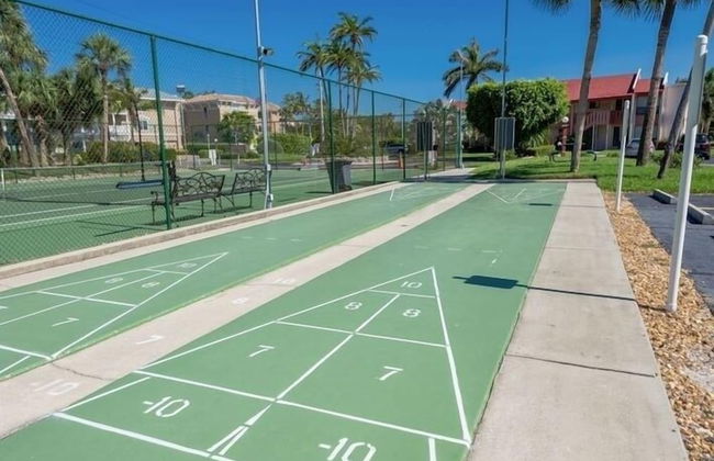 Runaway Bay 212 1 Bedroom Condo by RedAwning - Foto 25