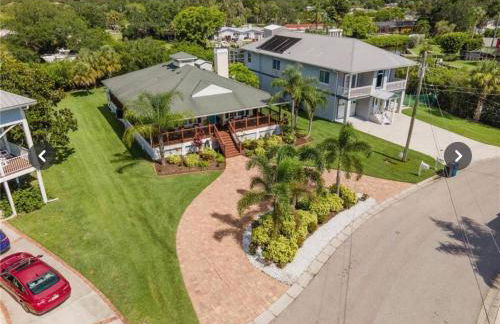 Waterfront Key West Style Home - Foto 25