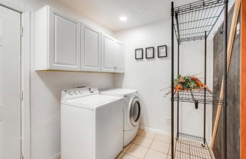 El Paso Home about 2 Mi to University Medical Center! - Foto 19