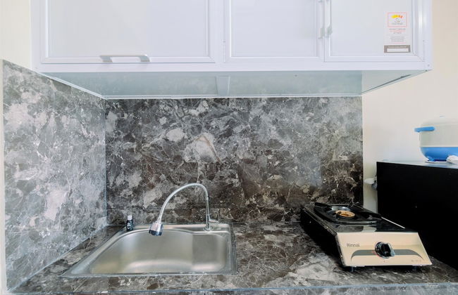 Cozy And Restful Studio Lrt City Sentul - Royal Sentul Park Apartment - Foto 3