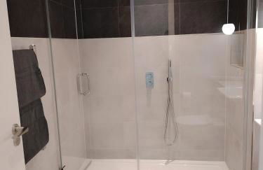 Unique 2 bedroom flat by Westham - Foto 6