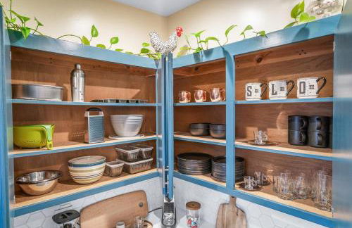 1884 Elegant Home Fire Pit, Tesla Tech, Near DT - Foto 20