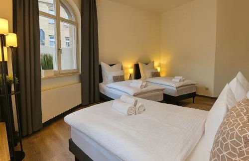 YFB-170m2 Apartment für bis zu 15, modern, 1min zu UBahn, Ruhige Lage, Parkplätze, WIFI, Netflix, Kindergerecht - Foto 5