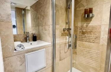 Ben Nevis charming studio in the heart of the lively life of the Pré Carré - Foto 3