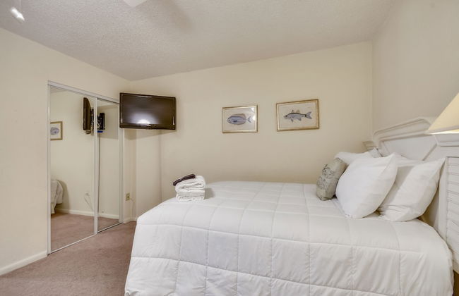 Dolphin Point 303c 2 Bedroom Condo by RedAwning - Foto 4