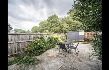 Chessington Blue with parking - Photo 24