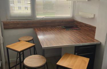 Bel appartement spacieux ,convivial de 3 chambres avec parking privé sécure - Photo 56