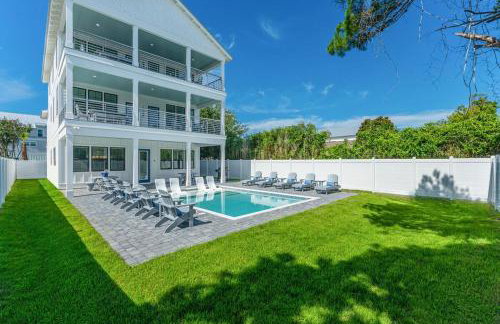Seaspray - Pool - Sleeps 26 - Beach access! - Foto 24
