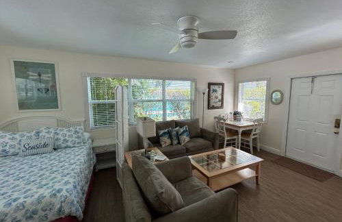 Bahama Beach Club Pompano - Fort Lauderdale - Charming and Cozy Studios & Apartments close to Beach with heated Pool - Photo 65