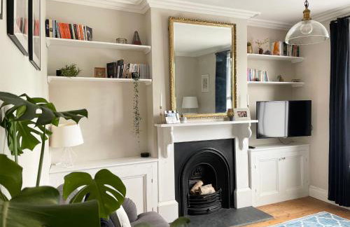 The Harborne Home opposite QE hospital & Birmingham university - Photo 8