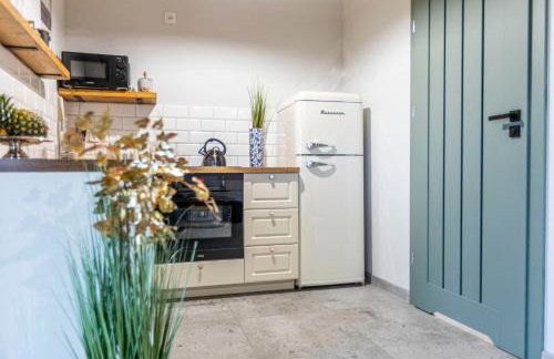 Ostoja Lemany - domki na Kaszubach, sauna, balia-jacuzzi, plac zabaw, tyrolka , dwa boiska, miejsce na ognisko, grill gazowy - Foto 2