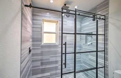 Waterfront Lake Home with Deck - New Renovations! - Photo 26