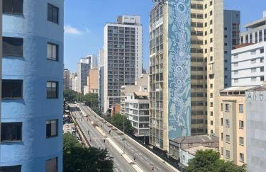 Apartamento completo no Minhocão com piscina rooftop e academia - Foto 16
