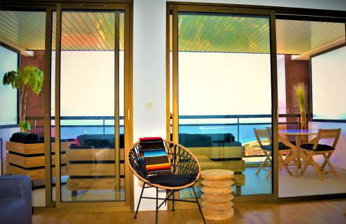 Grand T2 STANDING AJACCIO Proche centre et plages VUE PANORAMIQUE PARKING PRIVE - Foto 7