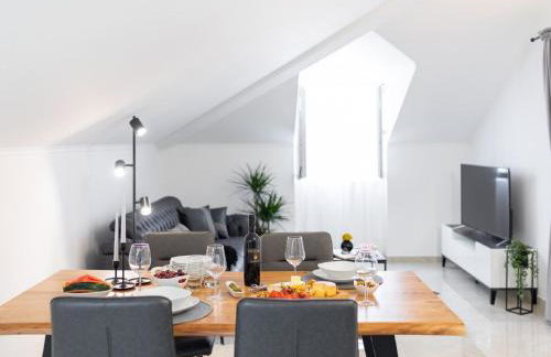 Apartment Dragojevic - Two bedroom apartment with Terrace and Sea View - Photo 2