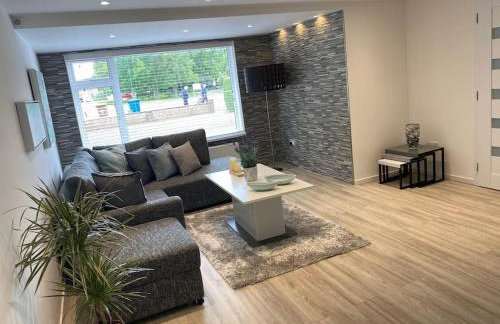 Modern 3-Bedroom villa, 3 Parking Spaces, WiFi - Foto 24