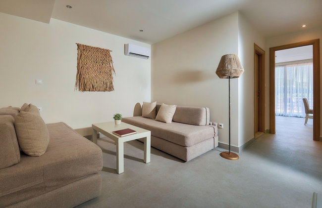 Mila Sissi Bay Hotel - Photo 26