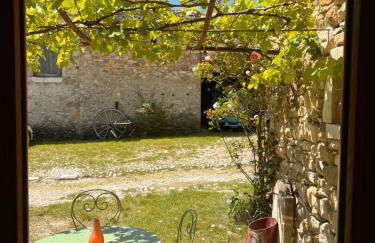 Gîtes du Château d'Alençon - Photo 9