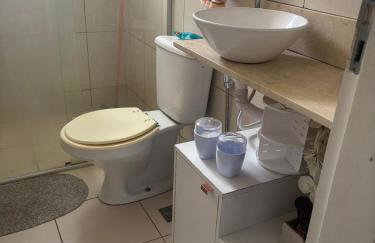 Apto dois quartos Px de tudo ideal pra cop - Photo 3