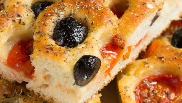 Degustazione di prodotti tipici a Polignano a Mare