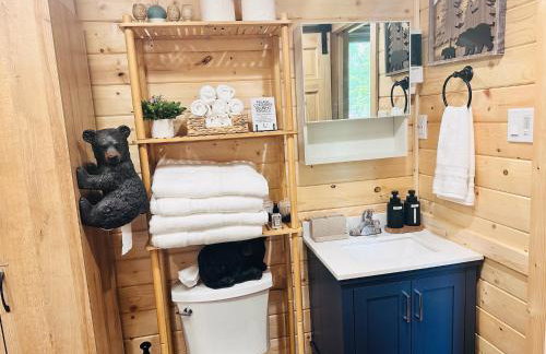 Big Lake Alaska Cozy Cub Cabin with Private Hot Tub & Sauna - Foto 45