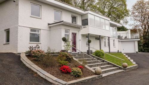 BRANTLEA Detached 4 Bed Home, Hot Tub, Lake View, Parking, Pet Friendly - Foto 3