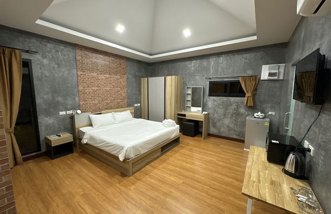 The Beatles Lagoon - Photo 14