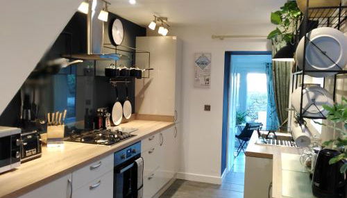 Aubrey Cottage - Photo 4