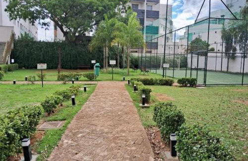 Apartamento elegante super completo no castelo - Foto 13