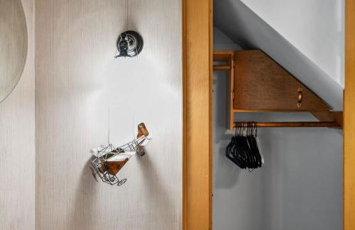 Historic Omaha Manor DT Near Zoo and Pool Table - Foto 25