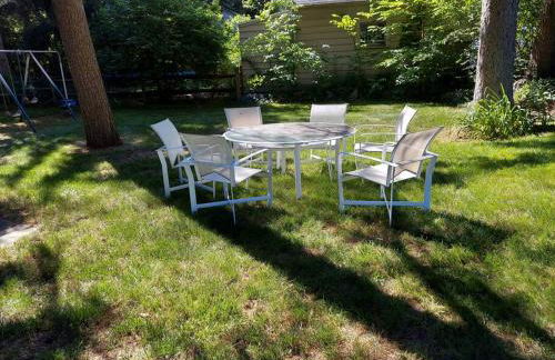 Exclusive Ottawa Hills Private Home, Garage, WD, Gourmet Equipped kitchen, Netflix - Foto 25