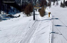 Facing the Sestriere Ski Slopes - Foto 65