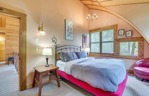 Riverfront Skykomish Cabin with Private Hot Tub! - Foto 20