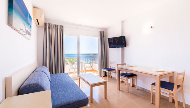 Bossa Bay Suites with Private Pool - MC Apartments Ibiza - Foto 2, Imagen principal
