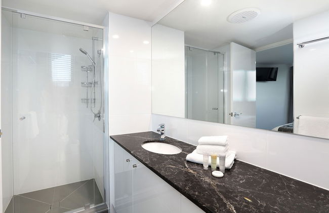 Peninsular Beachfront Resort - Photo 45