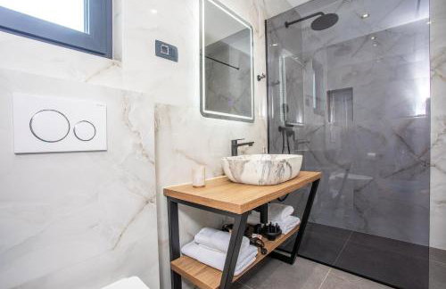 Villa Nina - heated pool - near Omiš - Foto 58