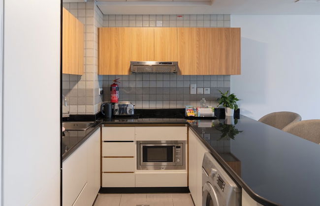 Citadines Metro Central Dubai - Photo 43