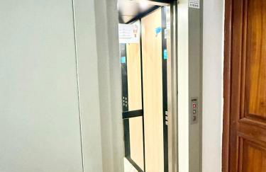 Metro Avenida de América 11 AMCH Hospedaje - Photo 37