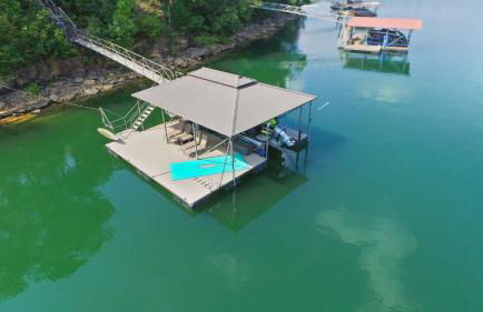 Central Perk - Pet Friendly, Luxury Cabin Feel, Kayaksand Coffee! - Foto 4