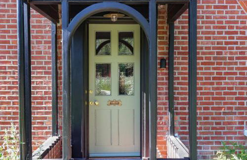 Oak Cottage - Photo 2